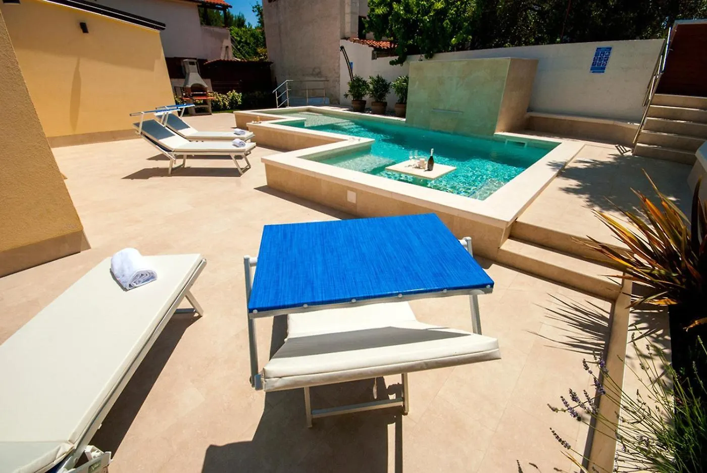 Villa Manuela Near Medulin With Private Pool Only 500 Meters From Sea Banjole 0*,  Croatia