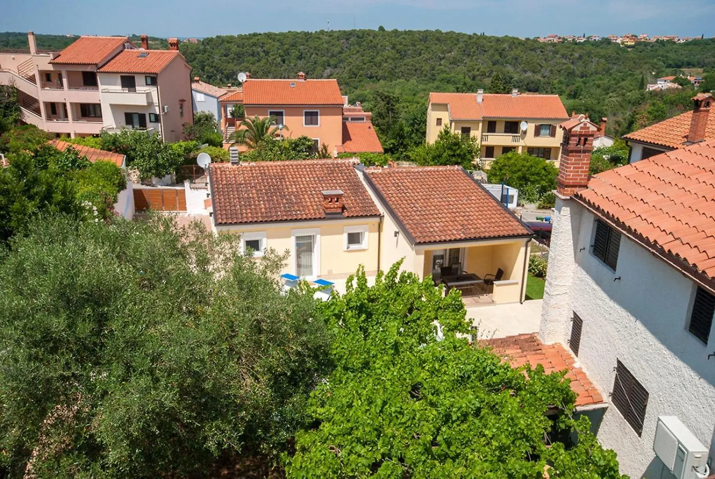 Villa Manuela Near Medulin With Private Pool Only 500 Meters From Sea Banjole Croatia